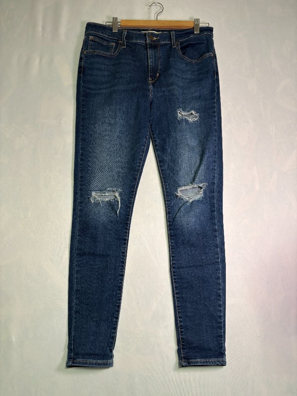 Levi's 720 High Rise Super Skinny Jeans W31 L30 Blue Distressed Ripped Denim